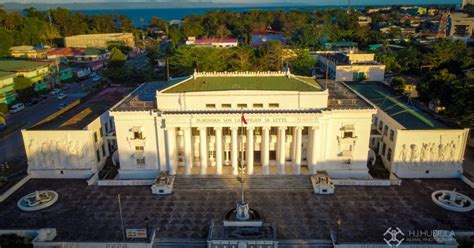 Tacloban Daily Photo: Capitol building of Leyte.